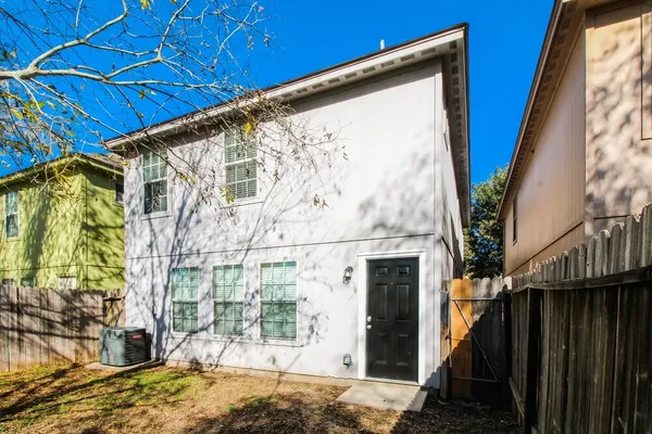 $1,630 | 4935 South Cancun, Houston, TX 77045