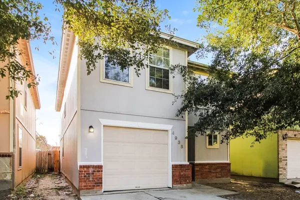 $1,630 | 4935 South Cancun, Houston, TX 77045