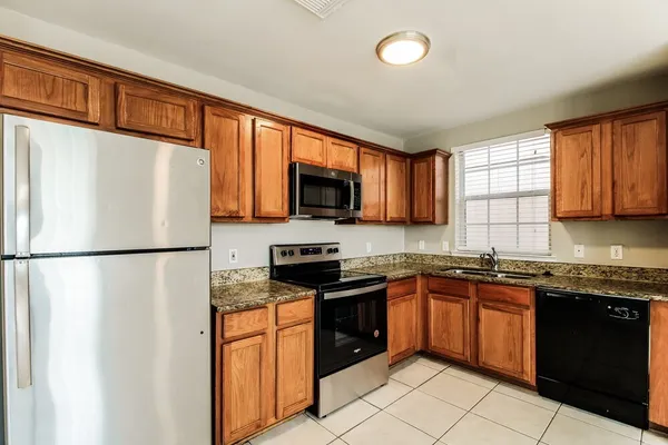 $1,630 | 4935 South Cancun, Houston, TX 77045
