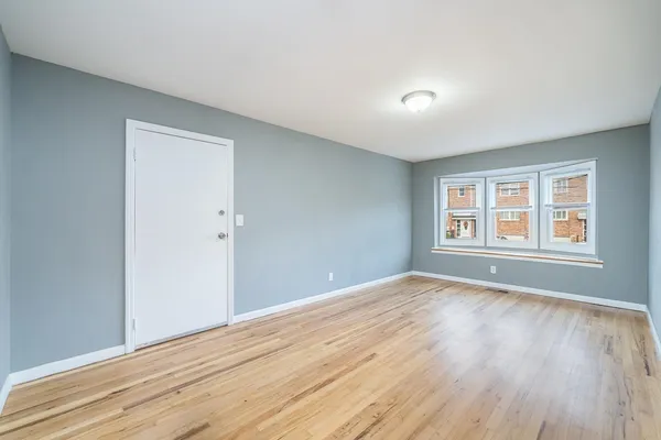 $2,200 | 9 Exeter Road, Unit 1, Jersey City, NJ 07305