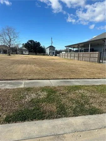 $72,000 | 1926 Rose Street, Arabi, LA 70032