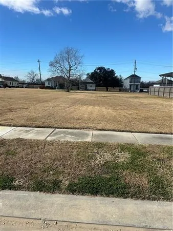 $72,000 | 1926 Rose Street, Arabi, LA 70032