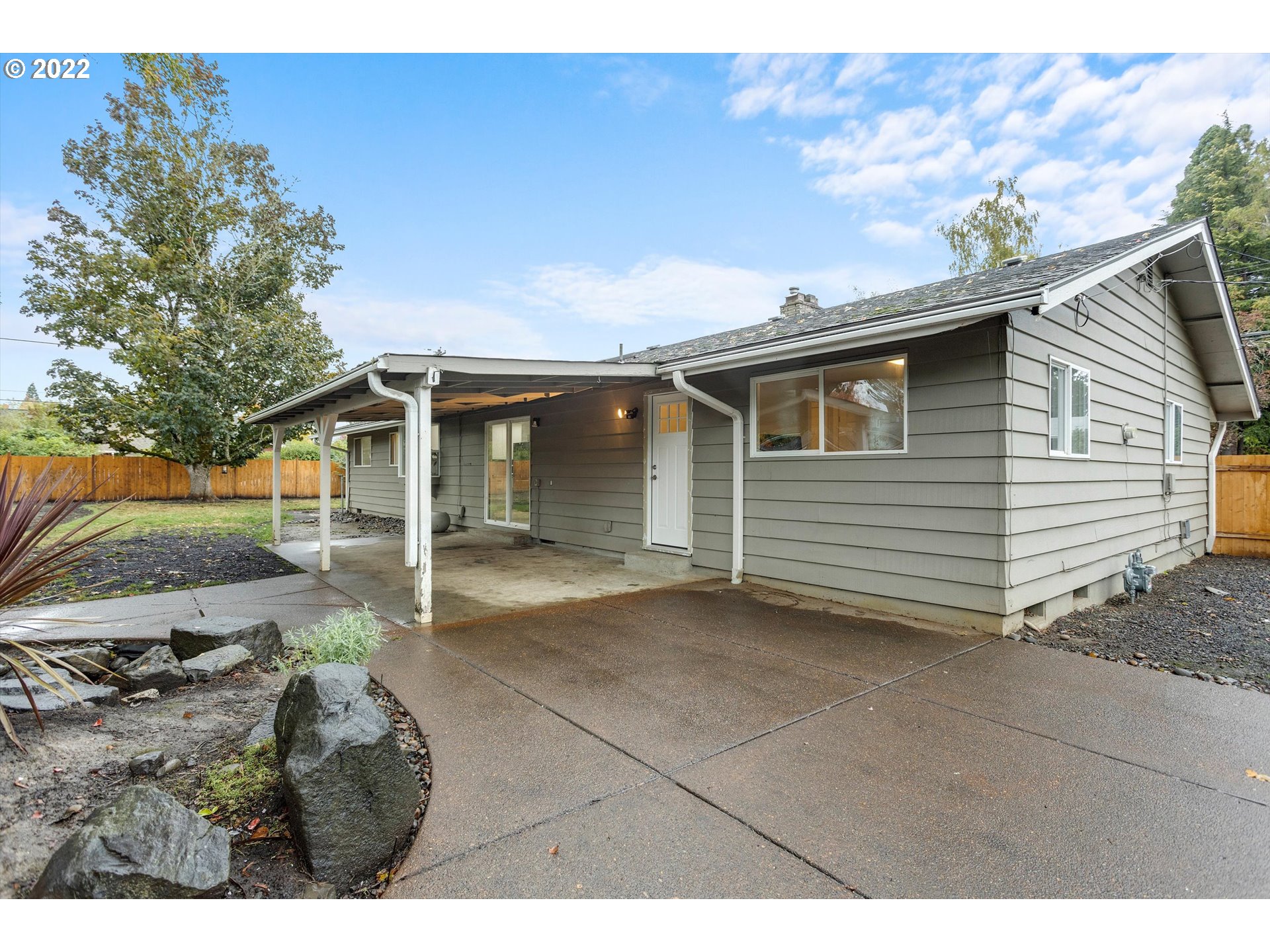 20190 Southwest Kinnaman Road Aloha, OR 97078 - Photo 26 of 32 Gallery Image 26
