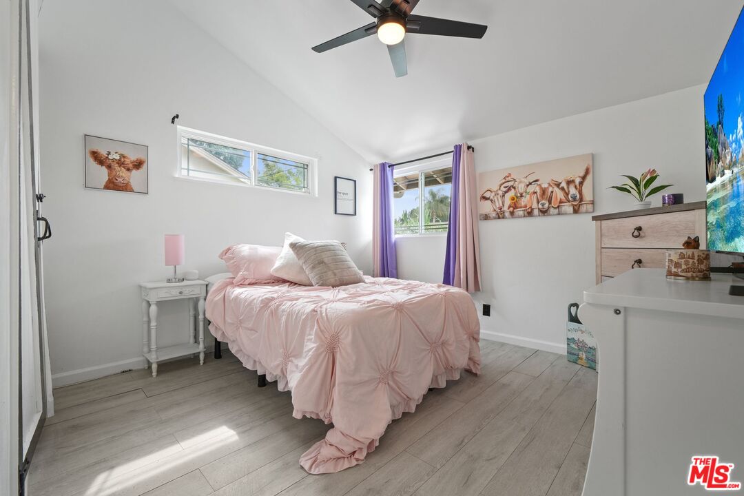 20722 Keswick Street Winnetka, CA 91306 - Photo 23 of 39