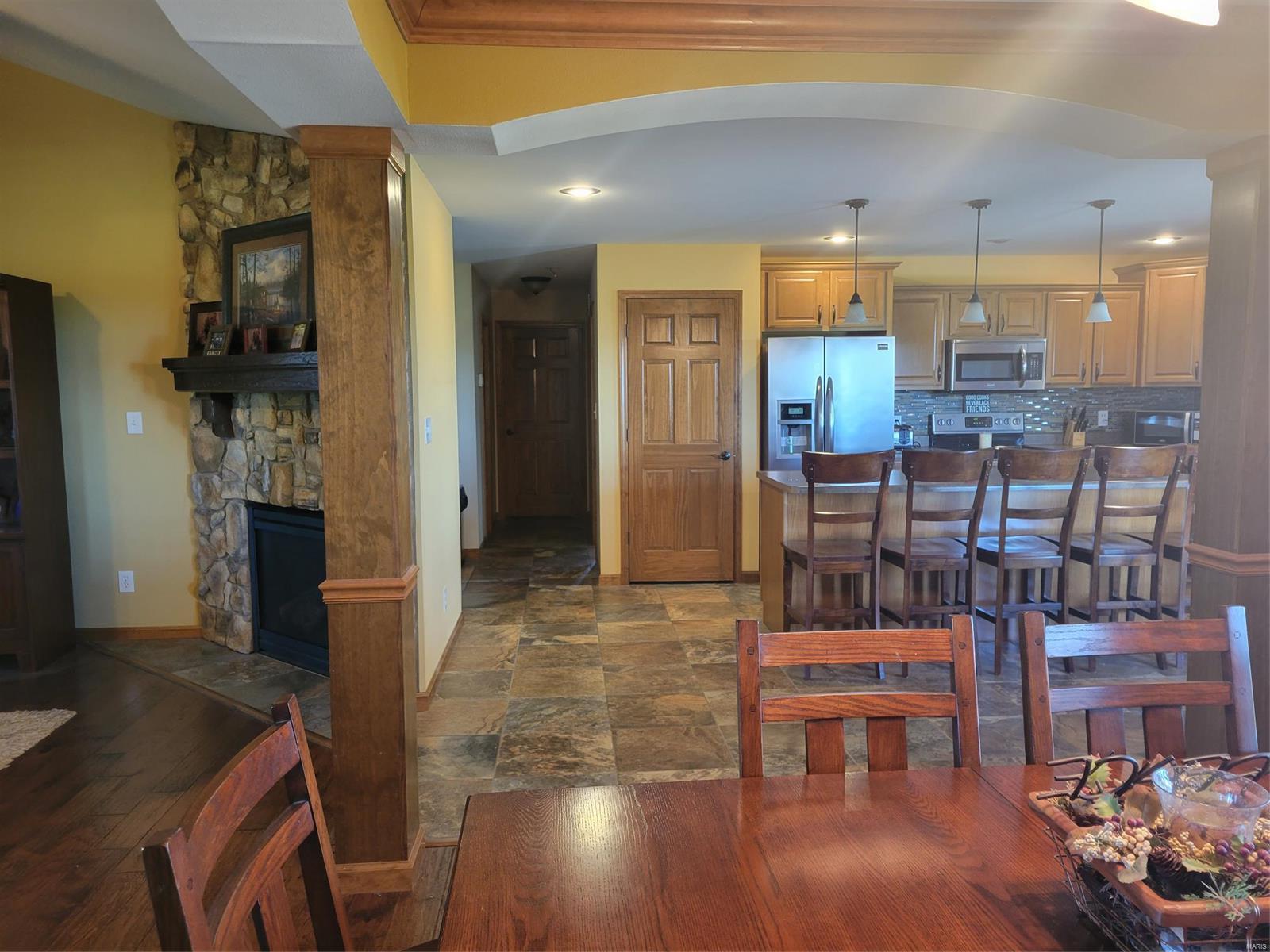 18459 Whitetail Run Road Nashville, IL 62263 - Photo 5 of 37 Gallery Image 5