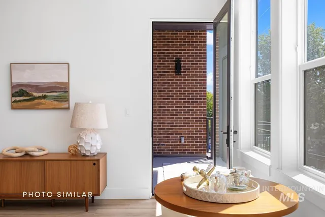 $908,000 | 55 East State Street, Unit 203, Eagle, ID 83616