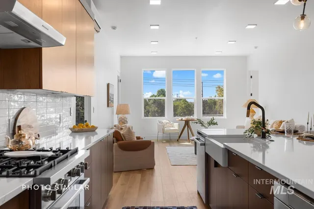 $908,000 | 55 East State Street, Unit 203, Eagle, ID 83616