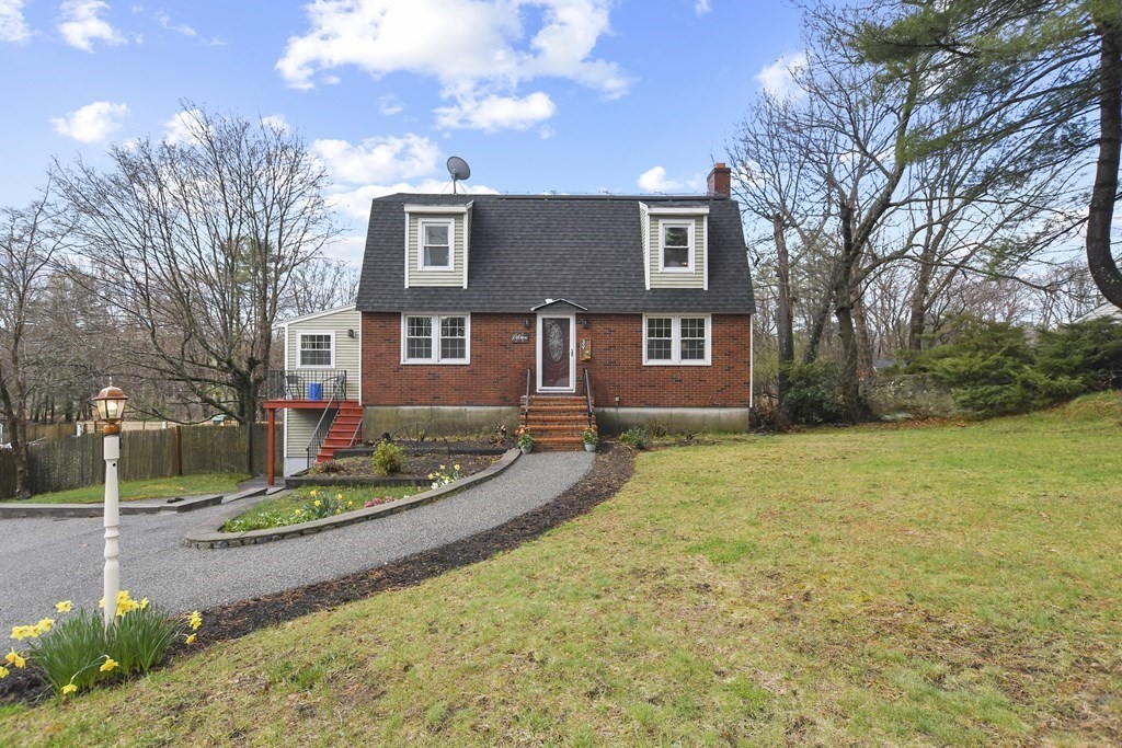 39 Upland Road Burlington, MA 01803 - Photo 1 of 42