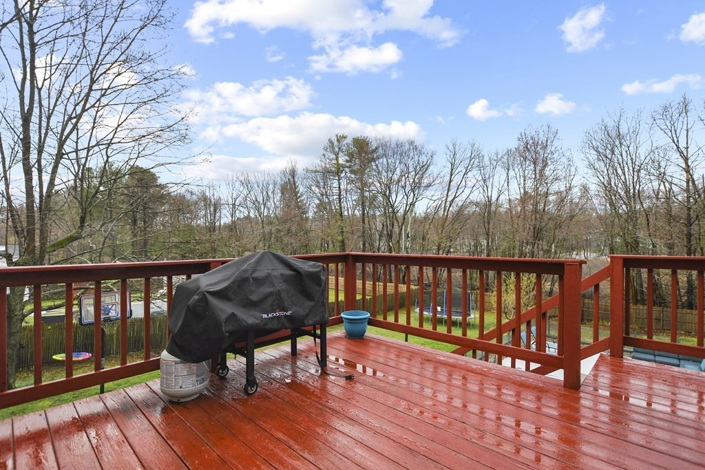 39 Upland Road Burlington, MA 01803 - Photo 16 of 42