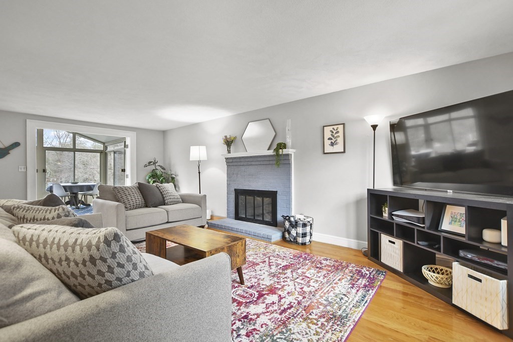 39 Upland Road Burlington, MA 01803 - Photo 18 of 42