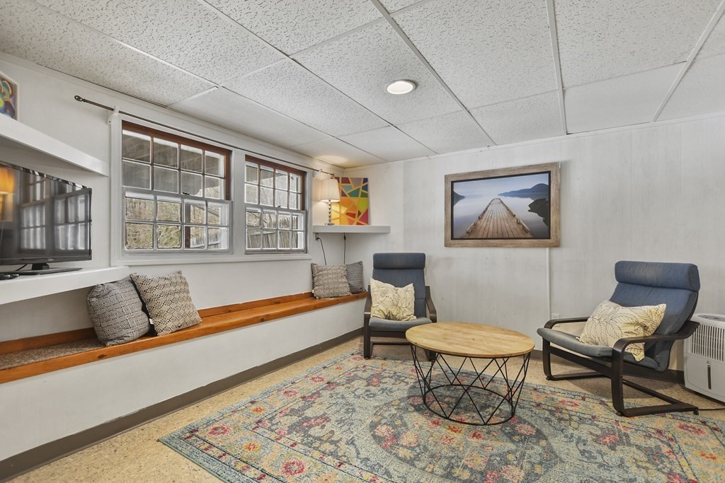 39 Upland Road Burlington, MA 01803 - Photo 21 of 42