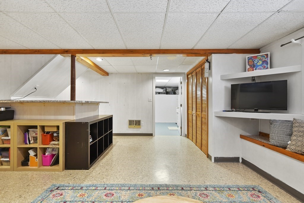 39 Upland Road Burlington, MA 01803 - Photo 22 of 42