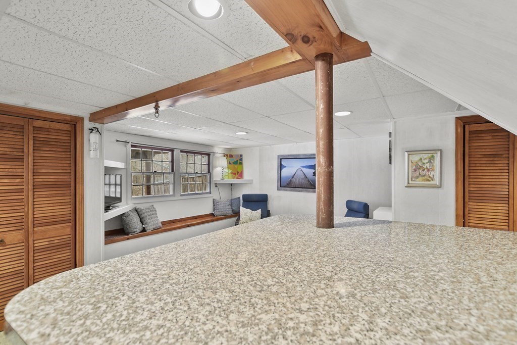 39 Upland Road Burlington, MA 01803 - Photo 23 of 42