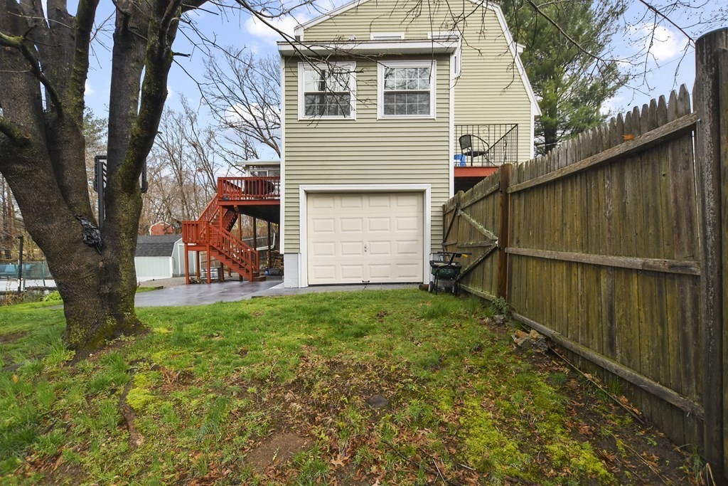 39 Upland Road Burlington, MA 01803 - Photo 36 of 42
