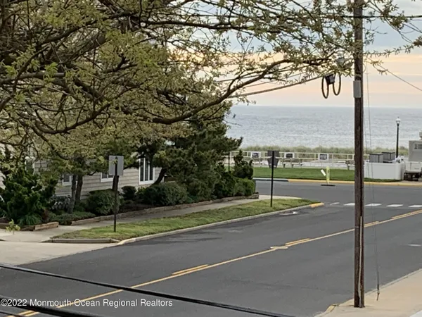 $2,500 | 107 Brinley Avenue, Unit 9, Bradley Beach, NJ 07720