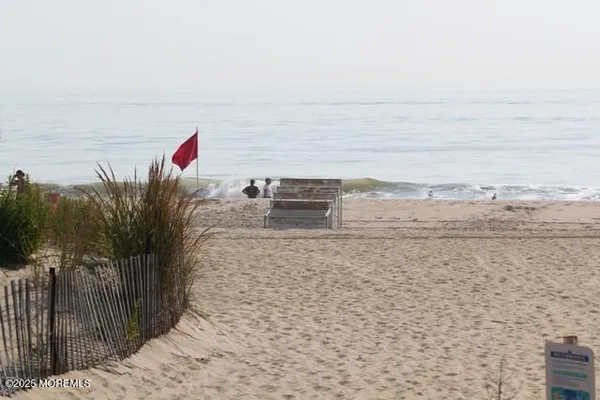 $2,500 | 107 Brinley Avenue, Unit 9, Bradley Beach, NJ 07720