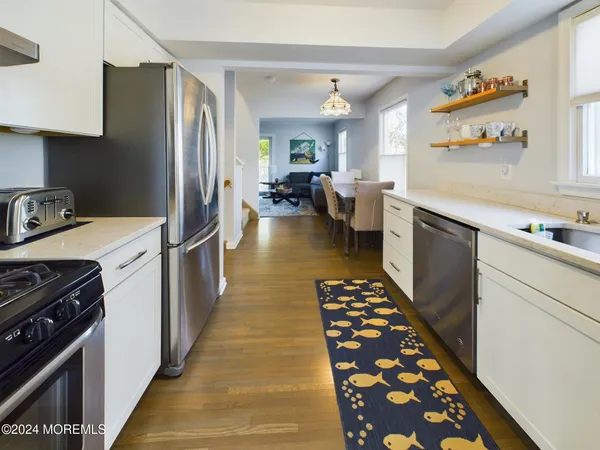 $2,500 | 107 Brinley Avenue, Unit 9, Bradley Beach, NJ 07720