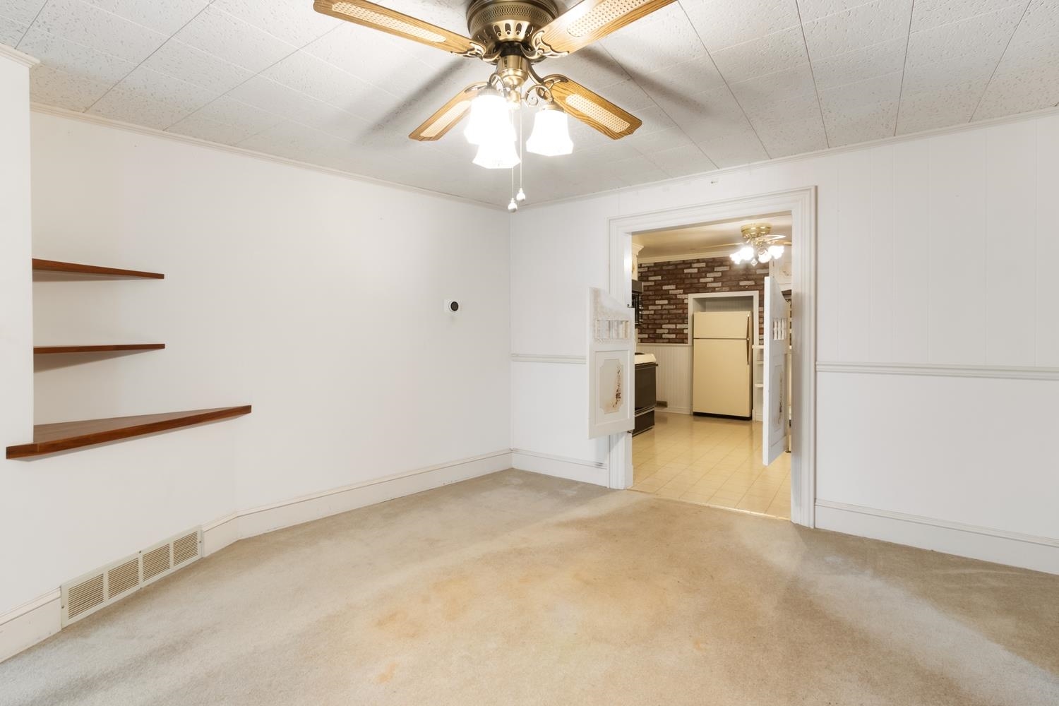 326 Old Mill Road Franklin Grove, IL 61031 - Photo 11 of 30 Gallery Image 11