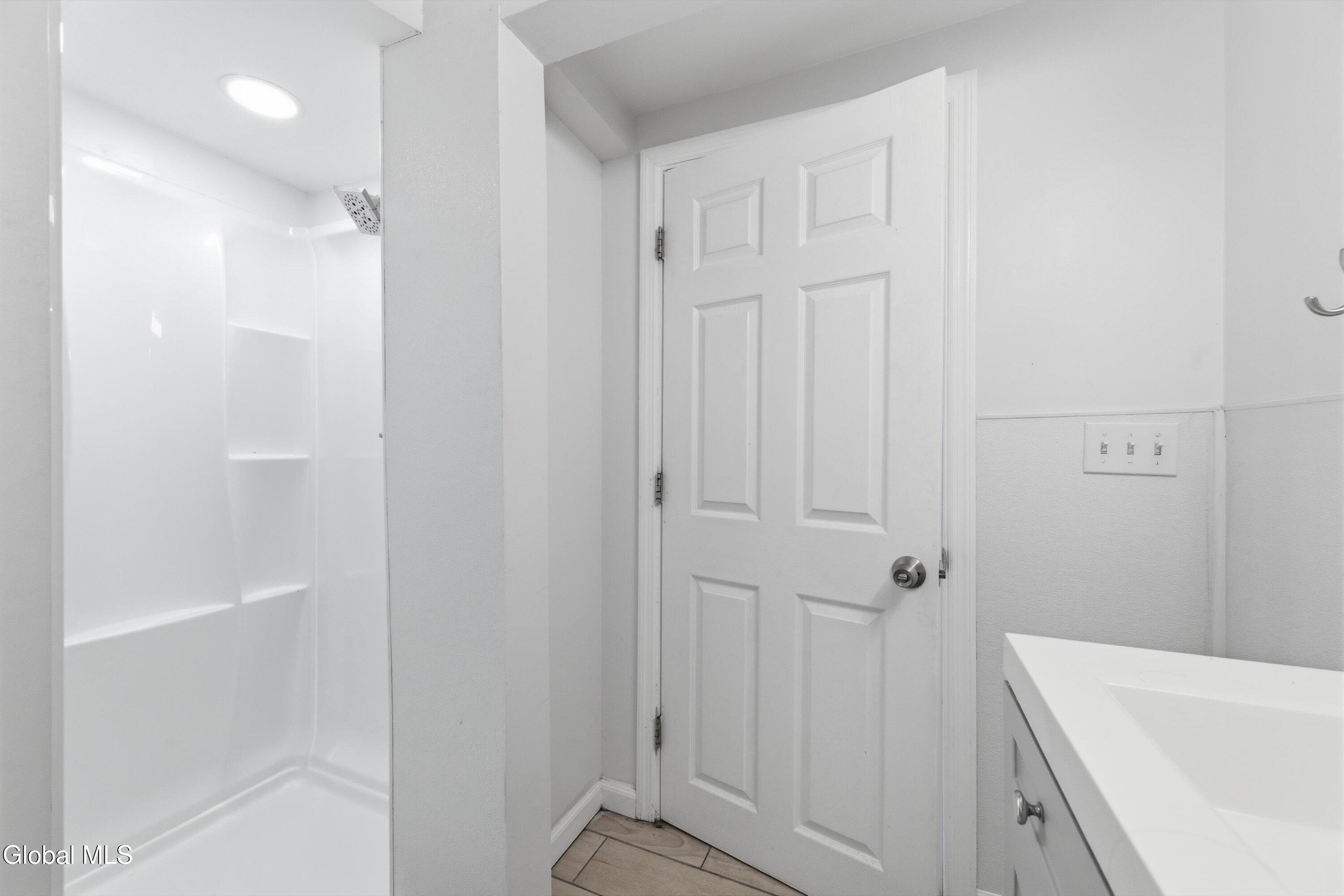 86 14th Street Troy, NY 12180 - Photo 13 of 26 04-86_14th_Street_004