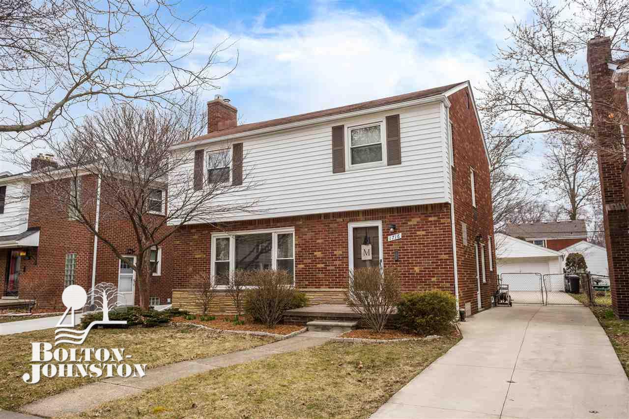 1718 Newcastle Road Grosse Pointe, MI 48236 - Photo 32 of 39 31343713-31.JPG