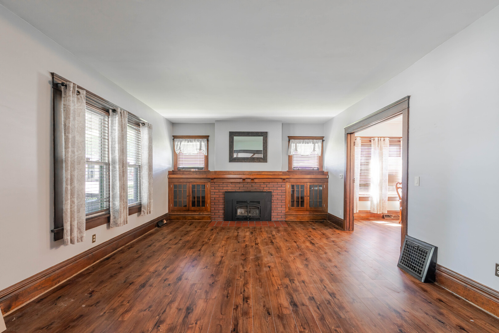 104 East 4th Street Gridley, IL 61744 - Photo 5 of 34