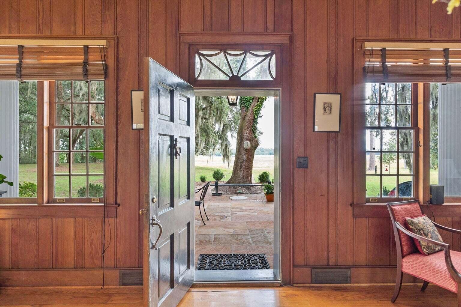 4136 Ashley River Road Charleston, SC 29414 - Photo 2 of 33 20250226175111457680000000-o