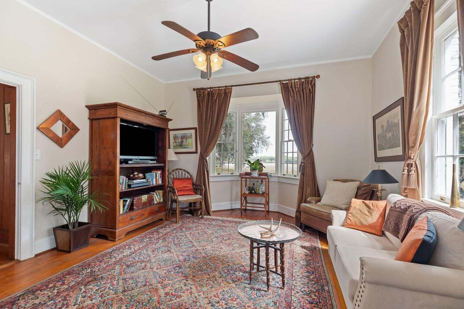 4136 Ashley River Road Charleston, SC 29414 - Photo 10 of 33 20250226182913861981000000-o