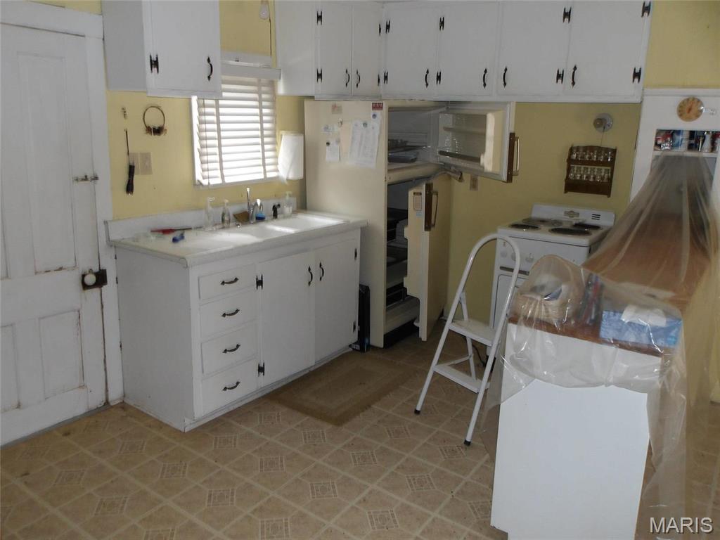 1139 Hwy J New Florence, MO 63363 - Photo 14 of 53