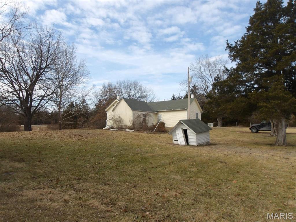 1139 Hwy J New Florence, MO 63363 - Photo 7 of 53