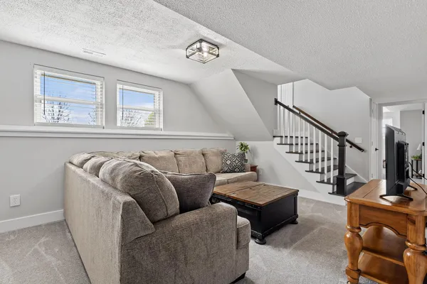 $629,900 | 2892 East 800 North, Lake Village, IN 46349