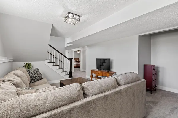 $629,900 | 2892 East 800 North, Lake Village, IN 46349