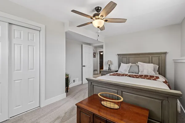 $629,900 | 2892 East 800 North, Lake Village, IN 46349