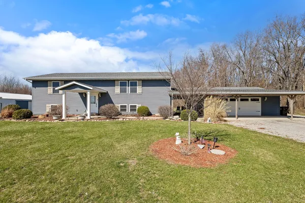 $629,900 | 2892 East 800 North, Lake Village, IN 46349