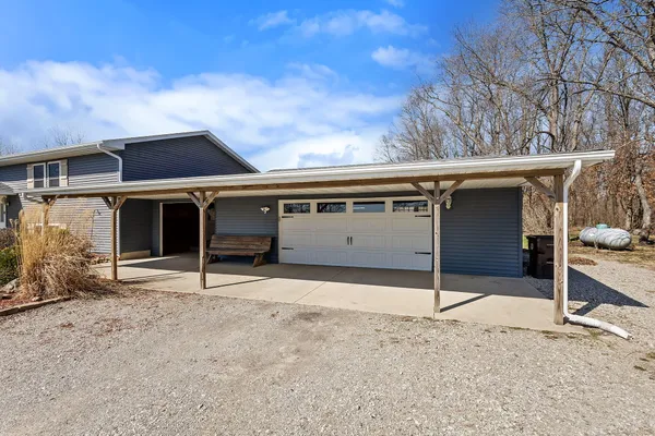 $629,900 | 2892 East 800 North, Lake Village, IN 46349