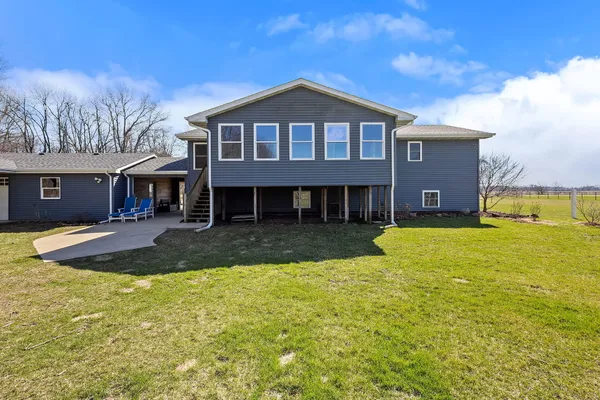 $629,900 | 2892 East 800 North, Lake Village, IN 46349