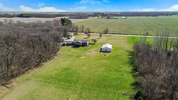 $629,900 | 2892 East 800 North, Lake Village, IN 46349