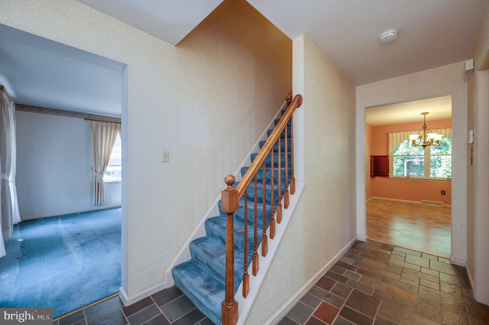 64 Downing Drive Reading, PA 19610 - Photo 4 of 44