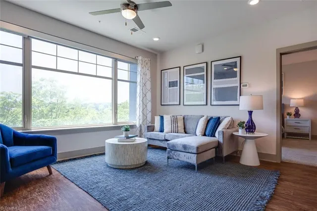 $1,490 | 111 Edgeway Drive, Unit B1 3, Winston-Salem, NC 27104