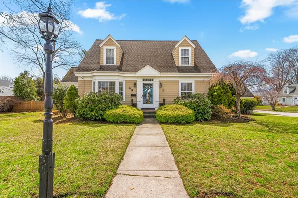 $599,900 | 46 North Country Club Drive, Warwick, RI 02888