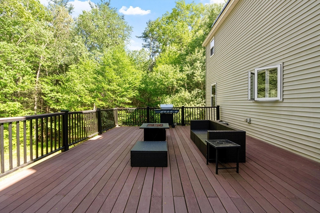 1132 Doe Valley Road Athol, MA 01331 - Photo 34 of 42