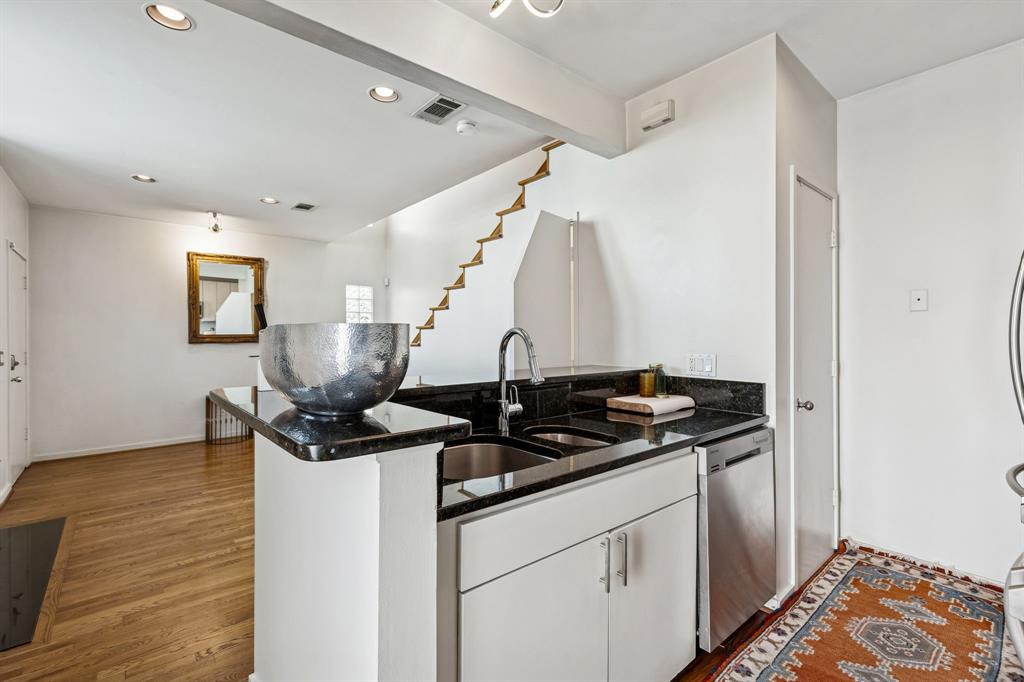 4134 Travis Street, Unit 1 Dallas, TX 75204 - Photo 11 of 27