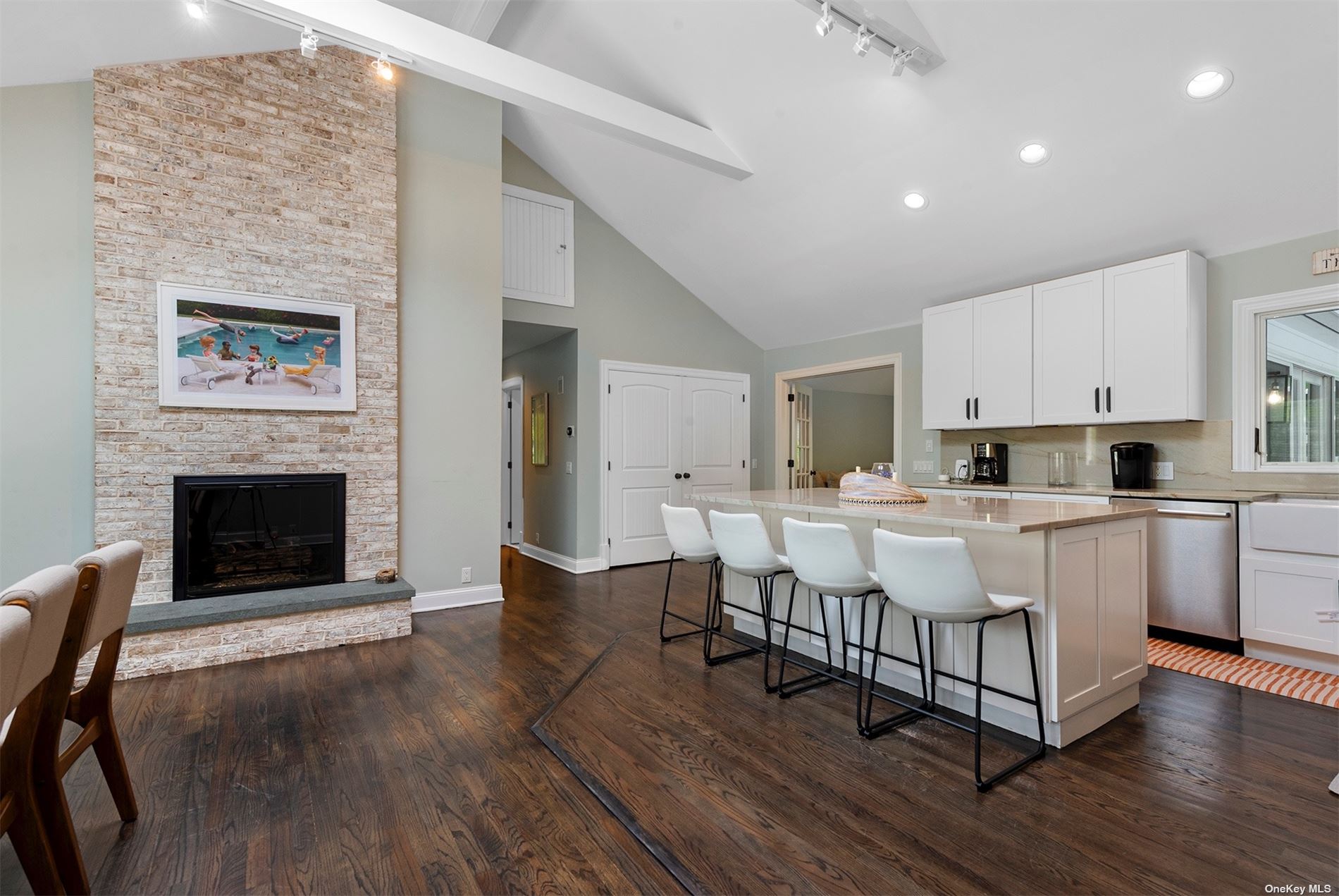 541 Wainscott, undefined 00000 - Photo 6 of 18