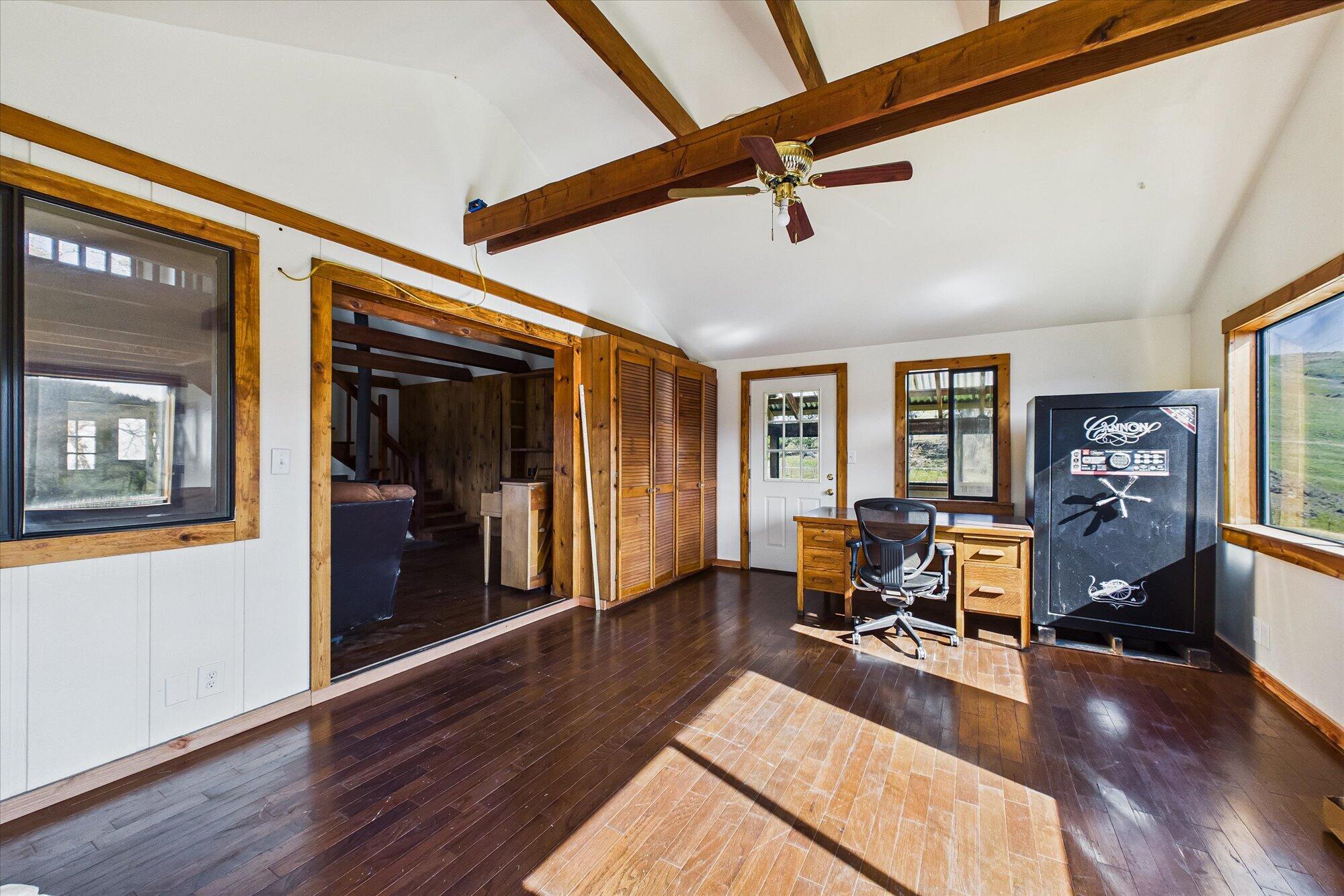 1960 Burr Valley Road Bridgeville, CA 95526 - Photo 10 of 63