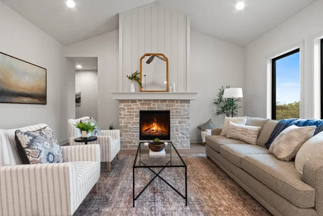 $739,900 | 393 Farmhouse Lane, Combined Locks, WI 54113