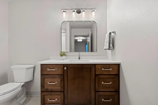 $739,900 | 393 Farmhouse Lane, Combined Locks, WI 54113