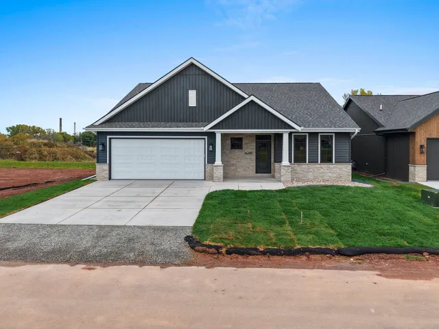 $739,900 | 393 Farmhouse Lane, Combined Locks, WI 54113