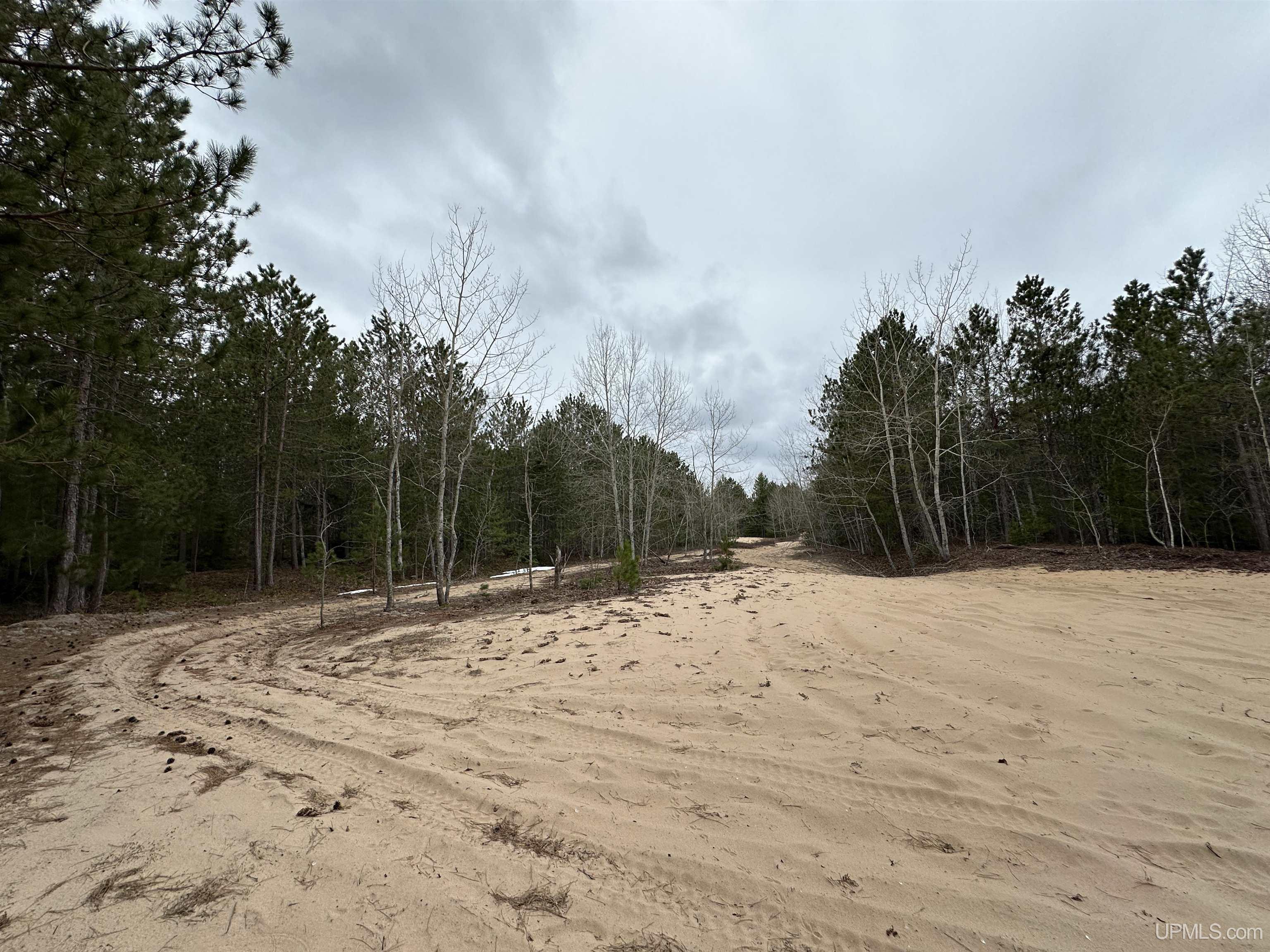 M28 E Road Marquette, MI 49855 - Photo 6 of 15