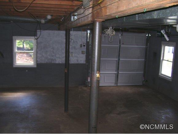 56 Rash Road Asheville, NC 28806 - Photo 6 of 18 Gallery Image 6