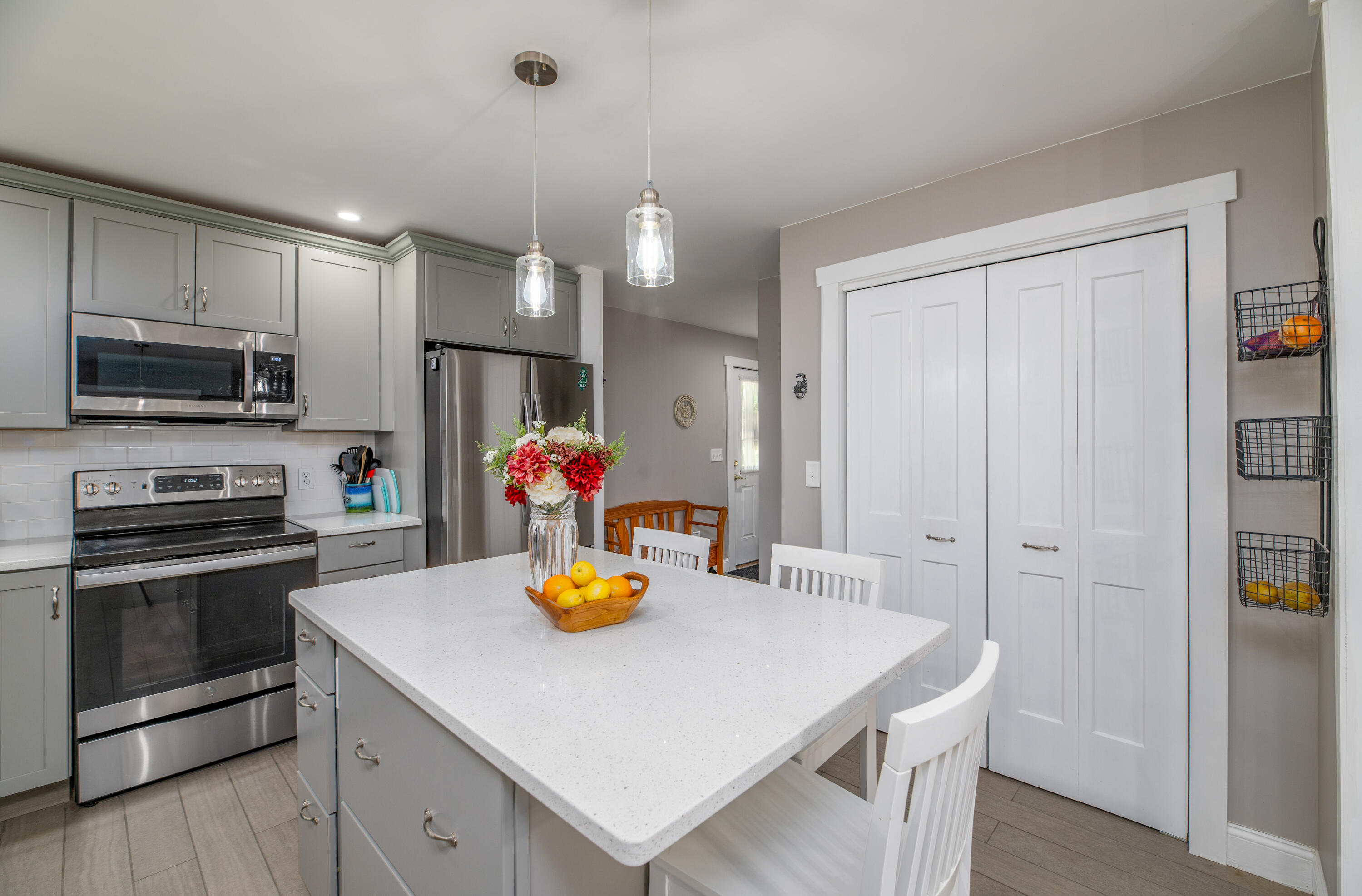 1620 Houston Road Lincoln, ME 04457 - Photo 15 of 46 Interior22
