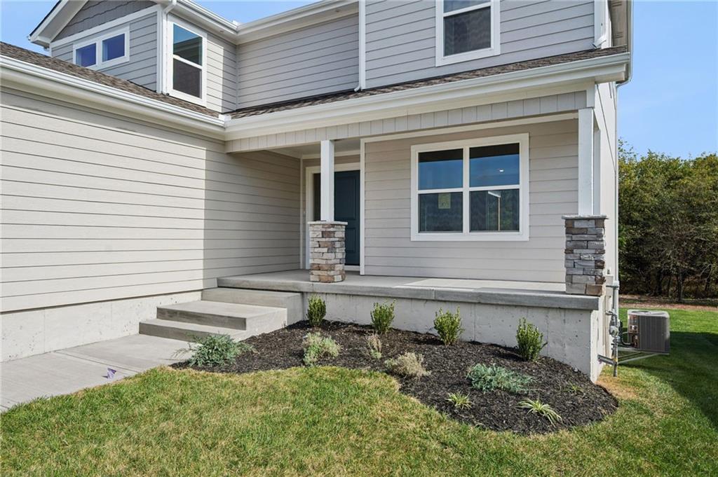 903 Reed Drive Raymore, MO 64083 - Photo 2 of 36